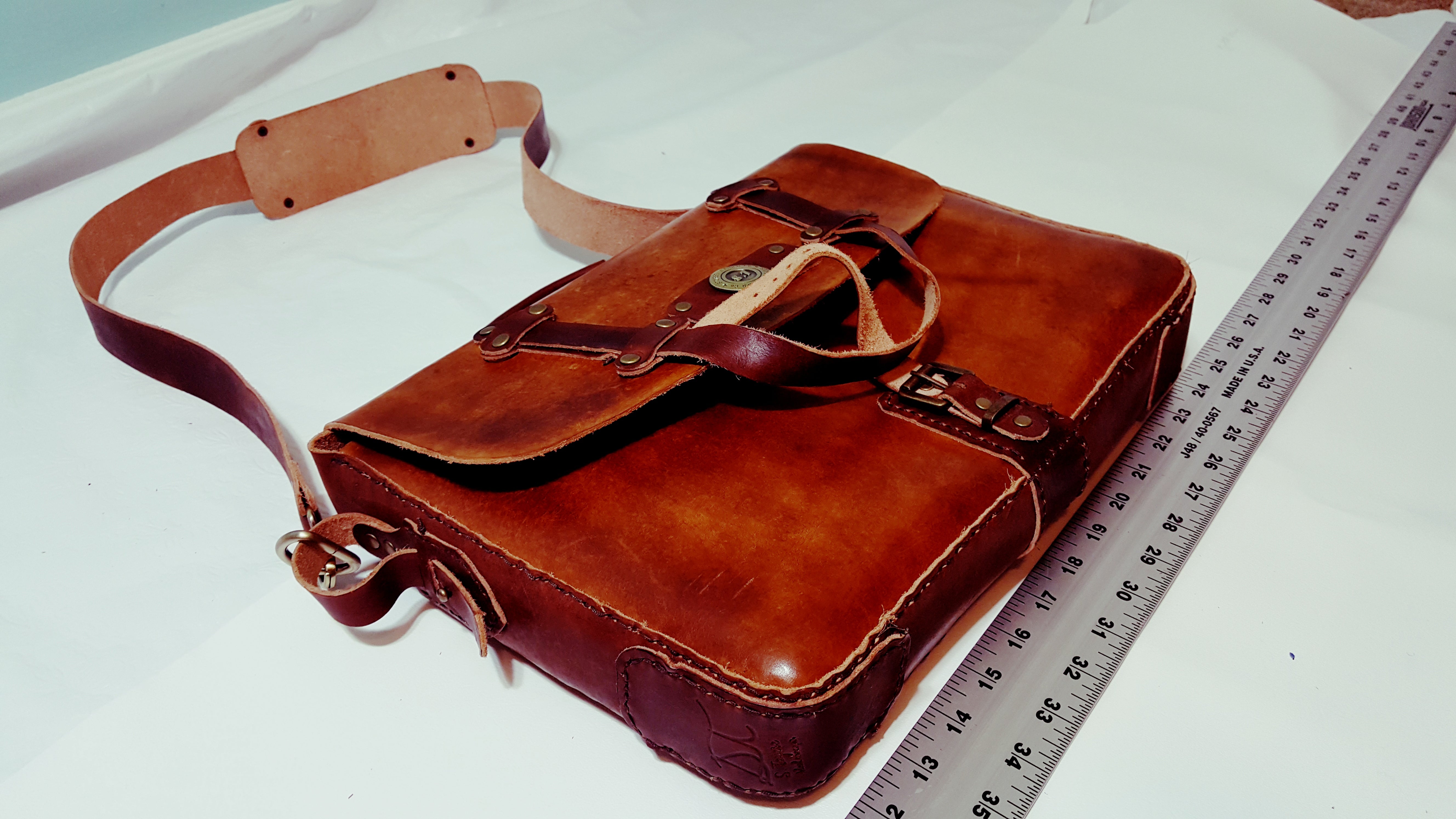 S.TOYESE MESSENGER BAG