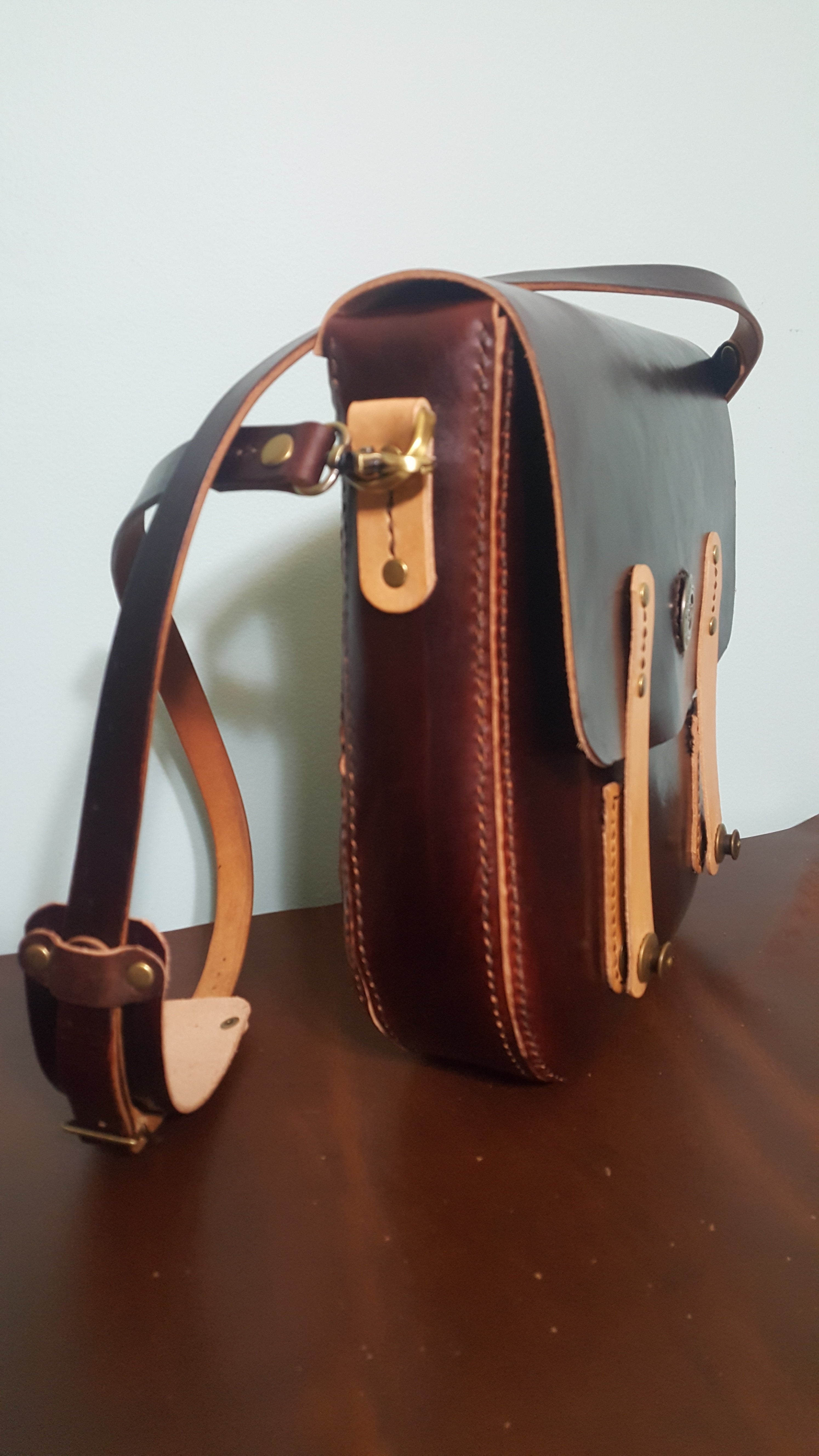 S.TOYESE FEMALE CROSS BODY BAG